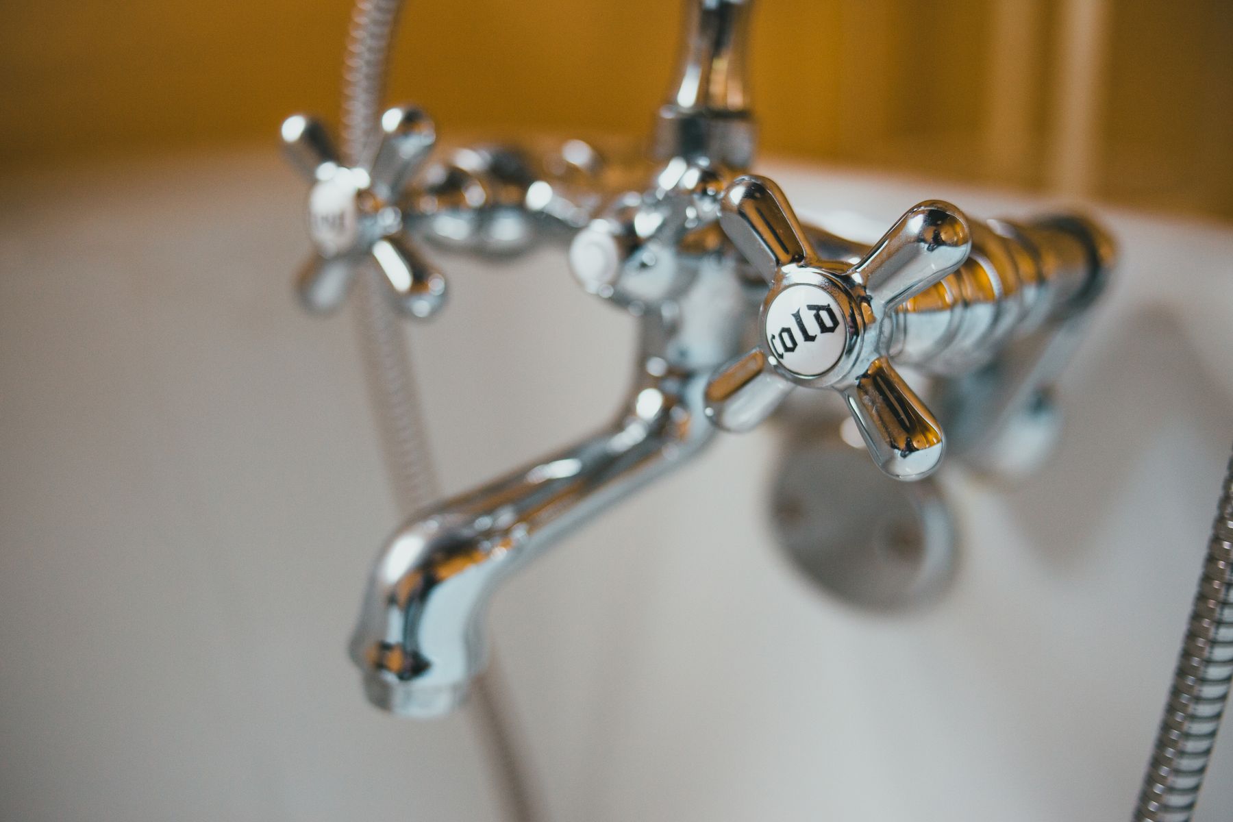 Robinet de baignoire en gros plan
